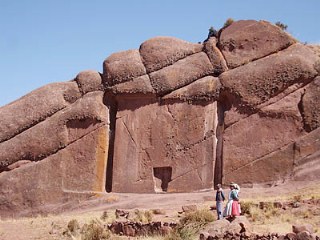 Amaru Muru, Peru